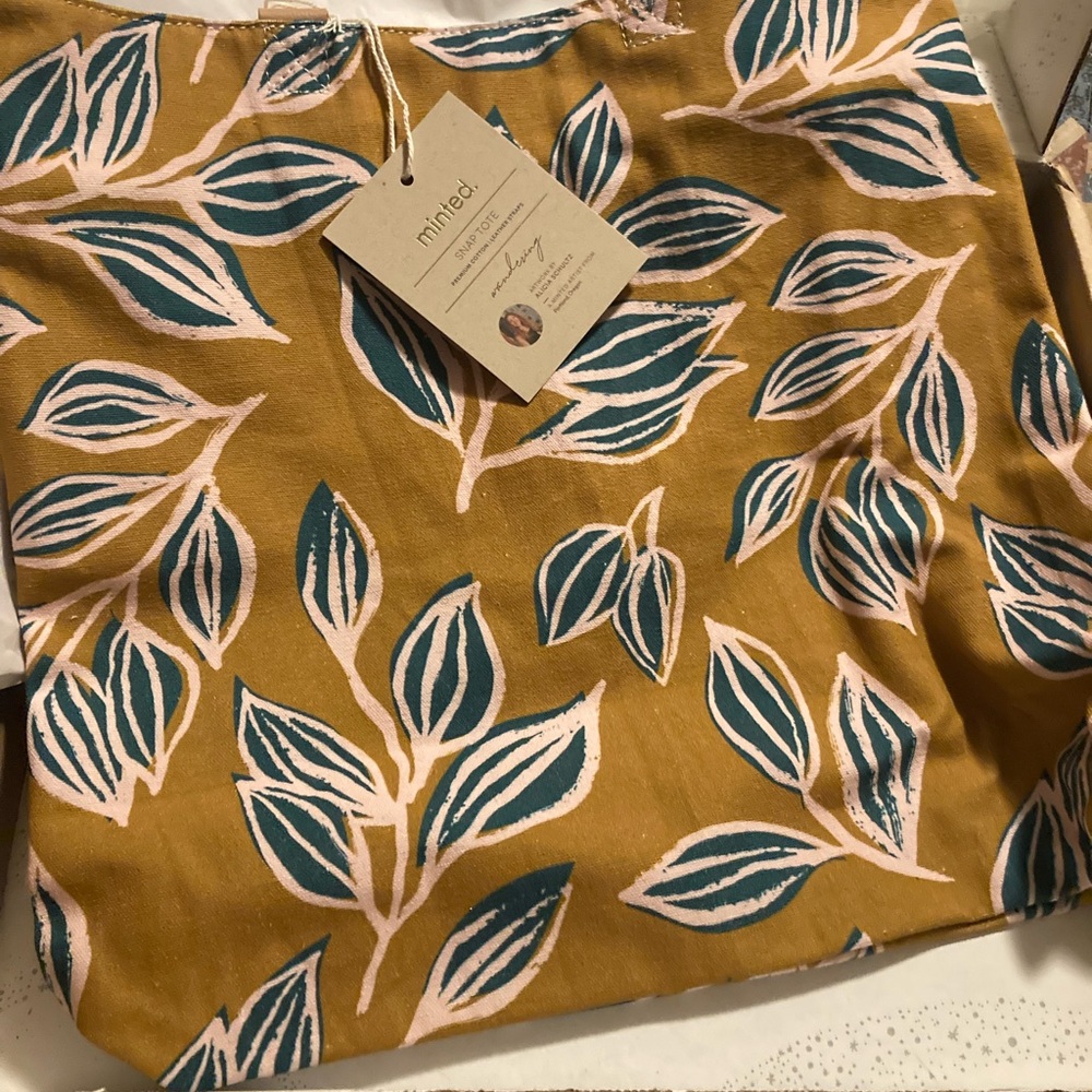Leaf Print Tote Bag